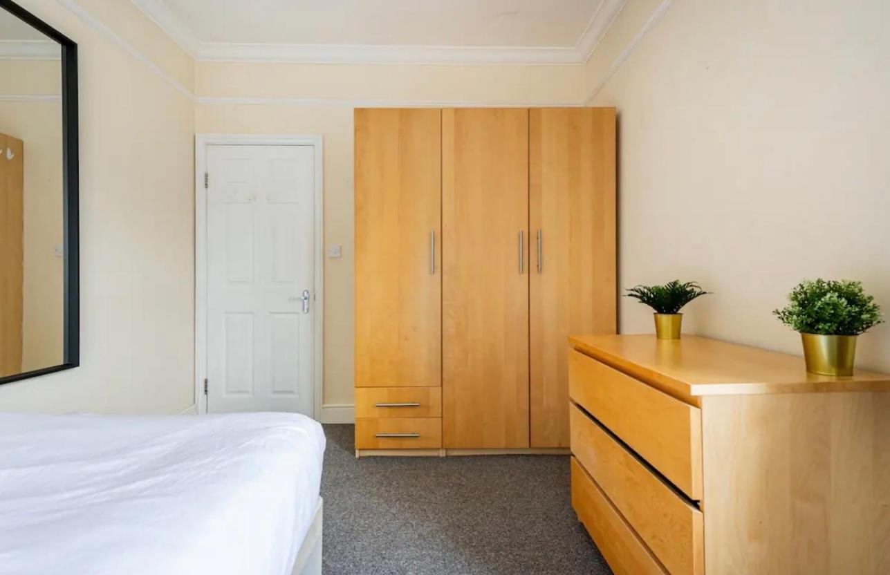 Lovely 3-Bed 20 Minutes To Central London Eksteriør billede