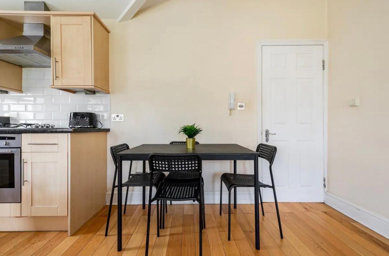 Lovely 3-Bed 20 Minutes To Central London Eksteriør billede