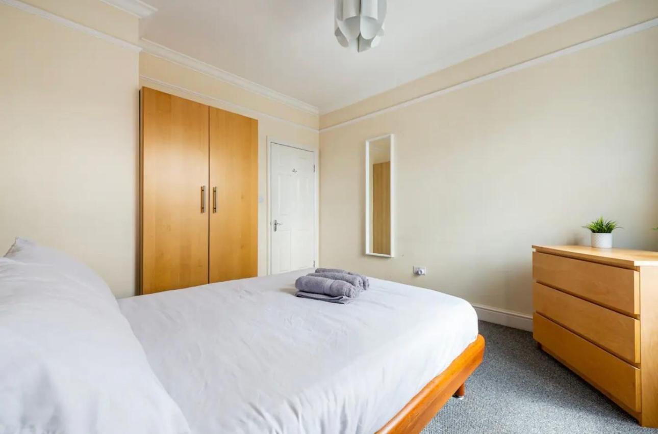 Lovely 3-Bed 20 Minutes To Central London Eksteriør billede