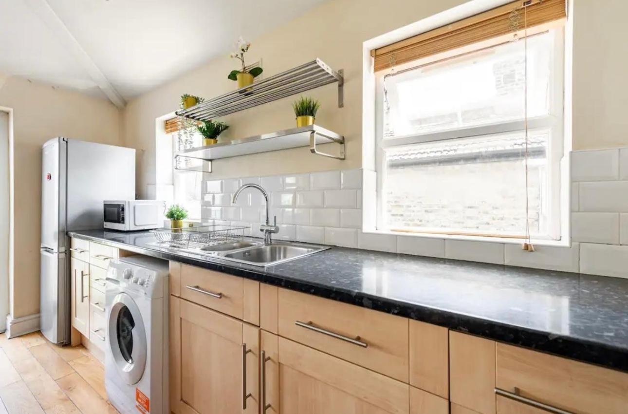 Lovely 3-Bed 20 Minutes To Central London Eksteriør billede